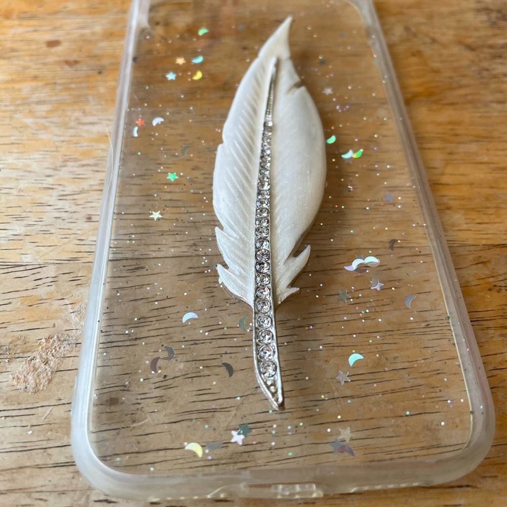iPhone XR Feather Case